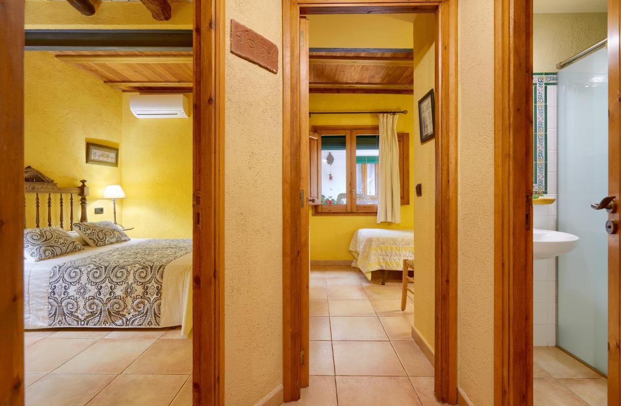 Casa Rural Can Coll Garriguella Eksteriør billede